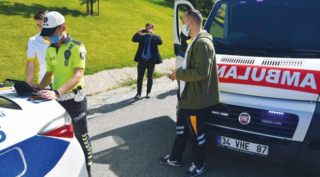Boş ambulanslara çakar cezası