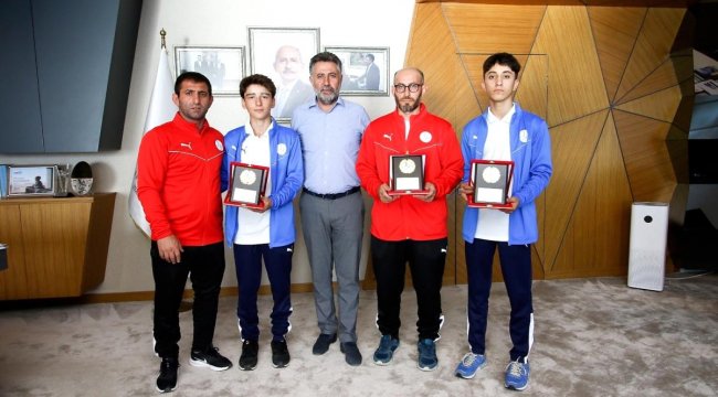 Avrupa 3’üncüsü olan milli güreşçi Miraç’ın hedefi dünya şampiyonasında derece