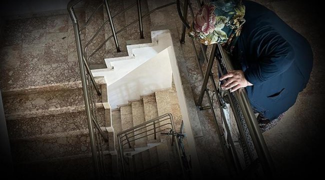 Konya'da korkuç olay! Merdiven boşluğuna düşen 16 yaşındaki çocuk hayatını kaybetti