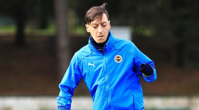 Son dakika... Fenerbahçe'de Mesut Özil belirsizliği