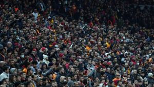 Son dakika... Galatasaray'da galibiyet sonrası istifa sesleri!