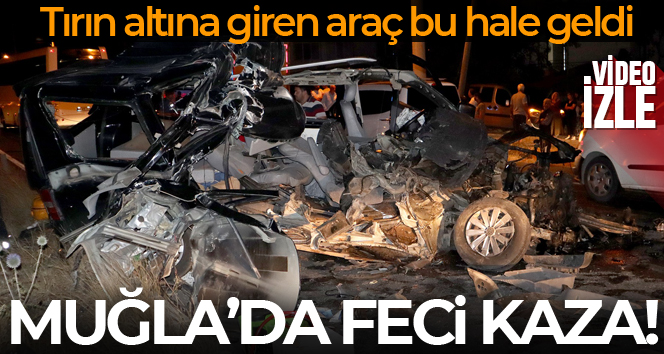 TIR’ın altına giren minibüs parçalandı, 1 yaralı