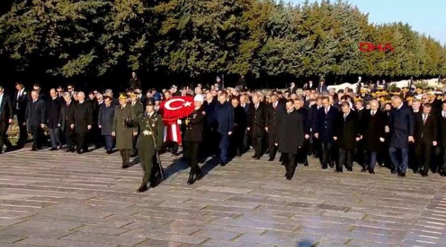 Cumhurbaşkanı Erdoğan ve devlet erkanı Anıtkabir'de