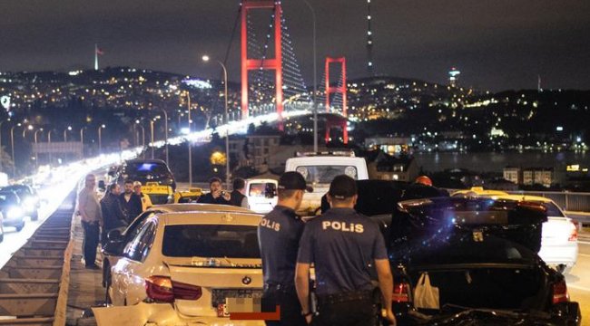 15 Temmuz Şehitler Köprüsü'nde zincirleme trafik kazası!
