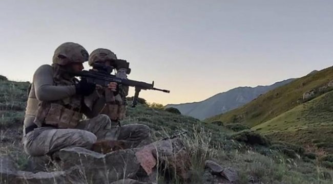 Sabah saatlerinde operasyonun düğmesine basıldı! Bakan Yerlikaya duyurdu: Hakkari'de 3 terörist etkisiz hale getirildi