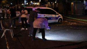 Beyoğlu'nda silahlı saldırı: 1 kişi öldü, 1 kişi yaralandı - Resim 1