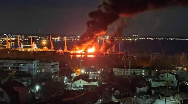 'Rus savaş gemisi Novocherkassk tamamen yok edildi'