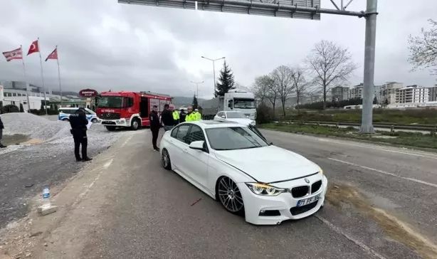 Samsun'da Otomobil Kazası: 2 Yaralı