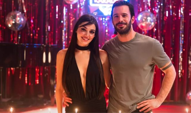 Hande Erçel ve Barış Arduç yine çok konuşuluyor! Ateşli sahneler olay oldu