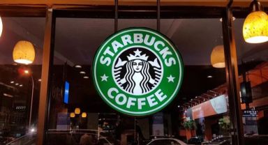 Starbucks'ın küresel satışları çakıldı