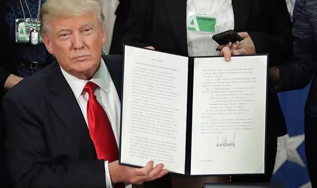 Trump, ABD'yi bir kez daha UNESCO'dan çekme kararı aldı