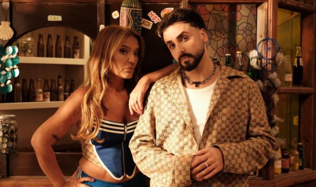 Demet Akalın & Sefo'dan Büyük Başarı: