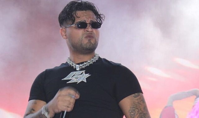 MUSTAFA SANDAL İLE DÜET GELEBİLİR