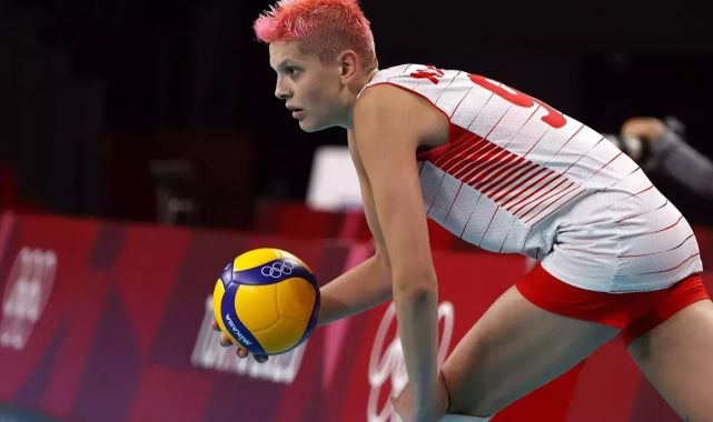 Ne yaptın sen Ebrar! Yeni imajını görenler tanıyamıyor