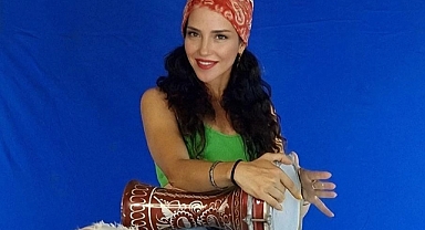 Yaza ilk single parçası "Uyan"ile güçlü bir giriş yapan Azelya,