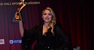 Işıltının Adı: Ayşegül Sağ’a Uluslararası Prestij Ödülü!