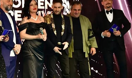 Golden Creative Awards Ödül Töreninde Yıldızlar Geçidi