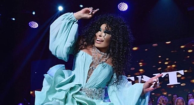 Türk sanat müziğinin efsane ismi Bülent Ersoy, uzun süren sessizliğini yeni şarkısı