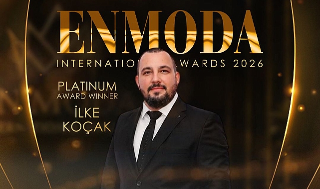 İlke Koçak ENMODA Uluslararası Ödülleri kapsamında Platinum Ödülü'ne layık görülmüştür.