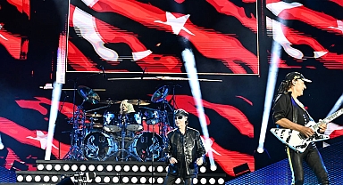 Scorpions 33 yıl sonra İstanbul'da sahne aldı: 